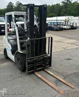 Propane Forklifts 2019  Unicarriers 50 (3)