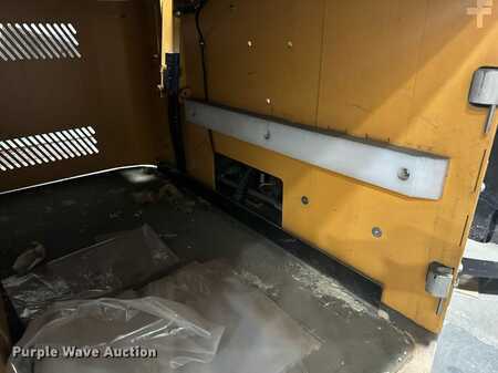 Diesel Forklifts - Bendi B40AC (31)
