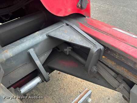 Diesel Forklifts - Moffett M8 (16)