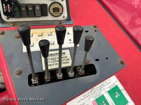 Diesel Forklifts - Moffett M8 (29)