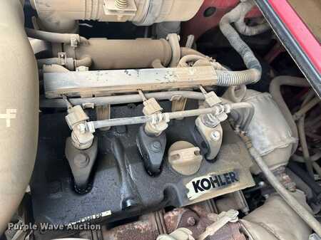 Diesel Forklifts - Moffett M8 (31)