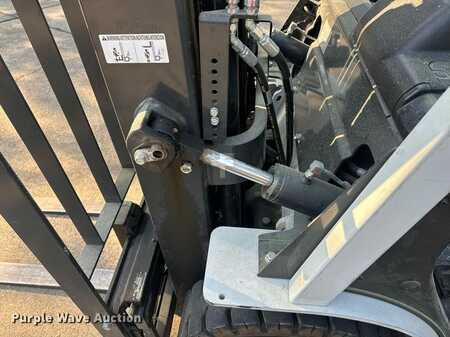 Propane Forklifts - Unicarriers 50 (15)