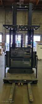 Vertical order pickers 2016  Crown SP4050-30 (2)