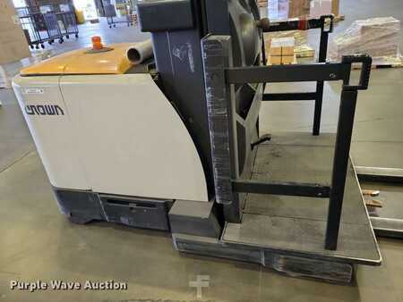 Vertical order pickers 2016  Crown SP4050-30 (21)