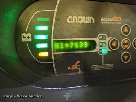Vertical order pickers 2016  Crown SP4050-30 (27)