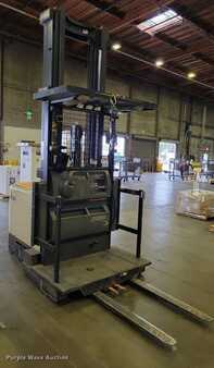 Vertical order pickers 2016  Crown SP4050-30 (3)