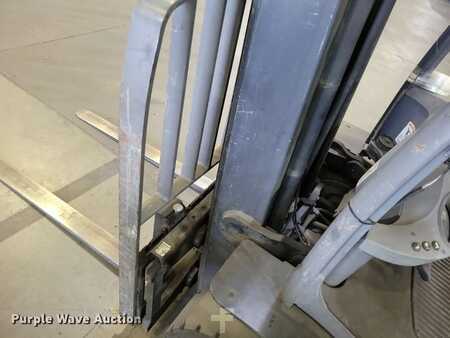 Propane Forklifts 2016  Crown C51050-40 (12)