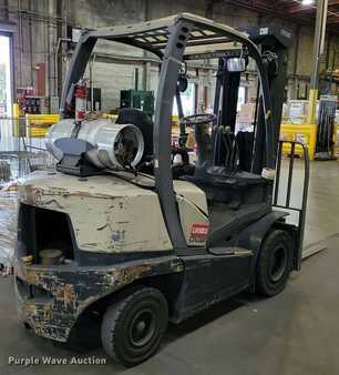 Propane Forklifts 2016  Crown C51050-40 (5)