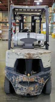 Propane Forklifts 2016  Crown C51050-40 (6)