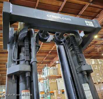Propane Forklifts 2016  Crown C51050-40 (9)