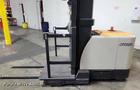 Vertical order pickers 2016  Crown SP4050-30 (11)