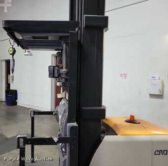 Vertical order pickers 2016  Crown SP4050-30 (13)
