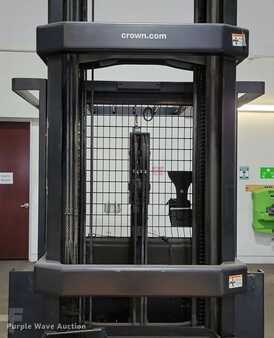Vertical order pickers 2016  Crown SP4050-30 (10)