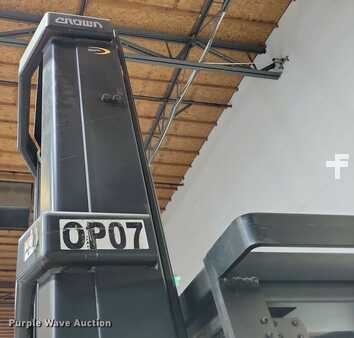 Vertical order pickers 2016  Crown SP4050-30 (24)