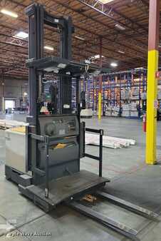 Vertical order pickers 2016  Crown SP4050-30 (3)