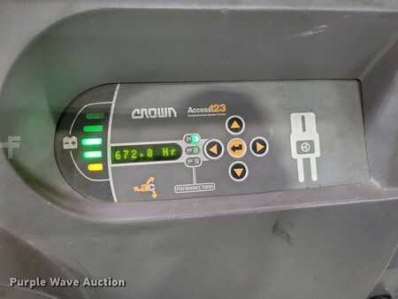 4 Wheels 2017  Crown SP3520-30 (21)