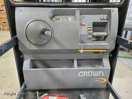 4 Wheels 2017  Crown SP3520-30 (25)
