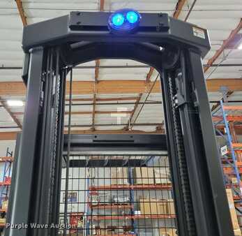 4 Wheels 2017  Crown SP3520-30 (9)