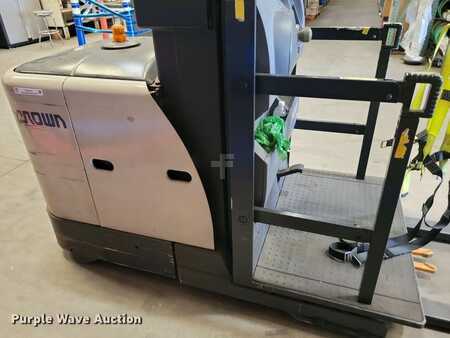 Vertical order pickers 2016  Crown SP3520-30 (16)