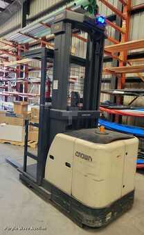Vertical order pickers 2016  Crown SP3520-30 (7)