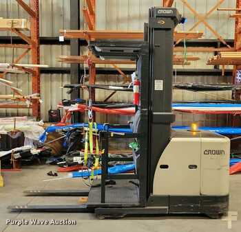 Vertical order pickers 2016  Crown SP3520-30 (8)