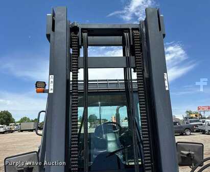 Diesel Forklifts 2010  Doosan D70S-5 (12)