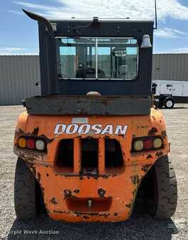 Diesel Forklifts 2010  Doosan D70S-5 (6)