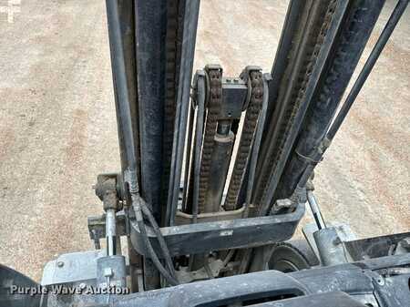 Diesel Forklifts - Nissan 60 (11)