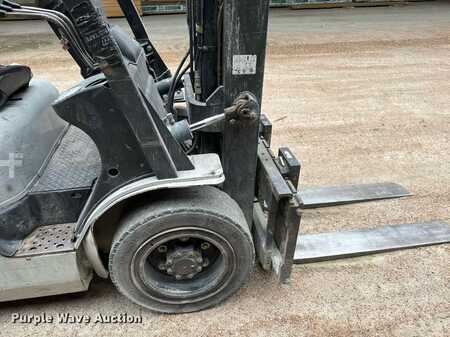 Diesel Forklifts - Nissan 60 (16)