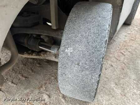 Diesel Forklifts - Nissan 60 (38)