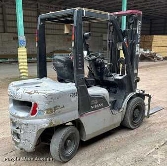 Diesel Forklifts - Nissan 60 (5)