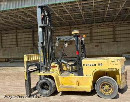 Propane Forklifts 2000  Hyster H135XL (8)