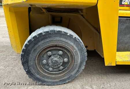 Dieselový VZV - CAT Lift Trucks DP70 (38)