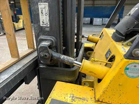 Dieselový VZV - CAT Lift Trucks DP70 (9)