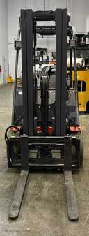 Propane Forklifts 2023  Linde HT27CT (2)