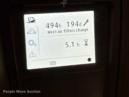 Propane Forklifts 2023  Linde HT27CT (21)