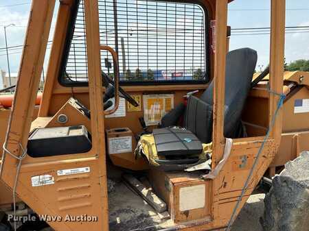 Diesel Forklifts - Lull 644D-34 (34)