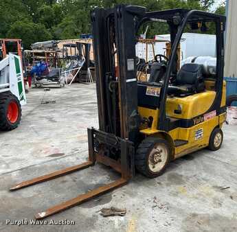 Propane Forklifts 2008  Yale Veritor (1)