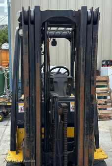 Propane Forklifts 2008  Yale Veritor (15)