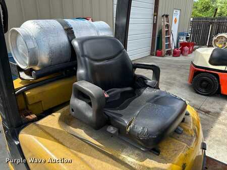 Propane Forklifts 2008  Yale Veritor (18)