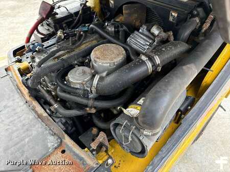 Propane Forklifts 2008  Yale Veritor (25)