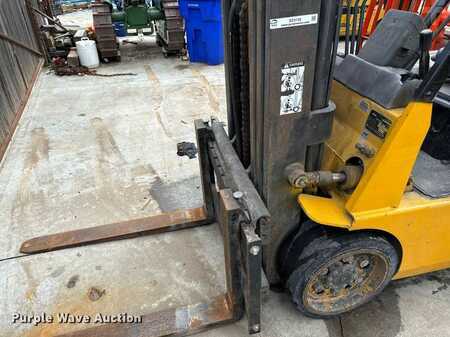 Propane Forklifts - CAT Lift Trucks 60 (10)
