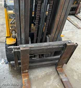 Propane Forklifts - CAT Lift Trucks 60 (17)