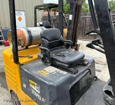Propane Forklifts - CAT Lift Trucks 60 (18)