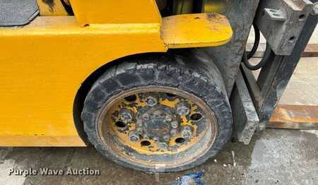Propane Forklifts - CAT Lift Trucks 60 (33)