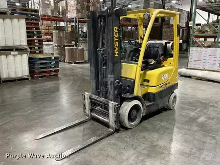 Chariots élévateurs GPL - Hyster S40FT (1)