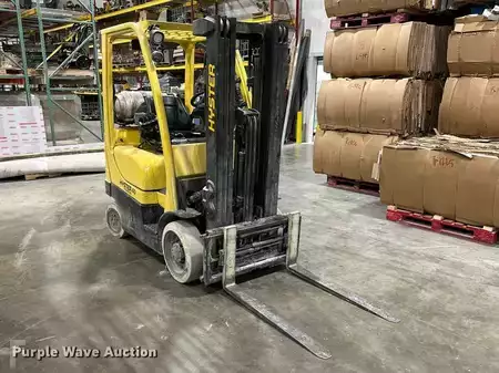 Chariots élévateurs GPL - Hyster S40FT (3)