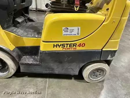Chariots élévateurs GPL - Hyster S40FT (9)