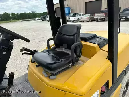 Chariots élévateurs diesel - Yale GDP110MJNPBE091 (22)
