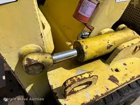 Montacargas GLP - Hyster H80C (15)